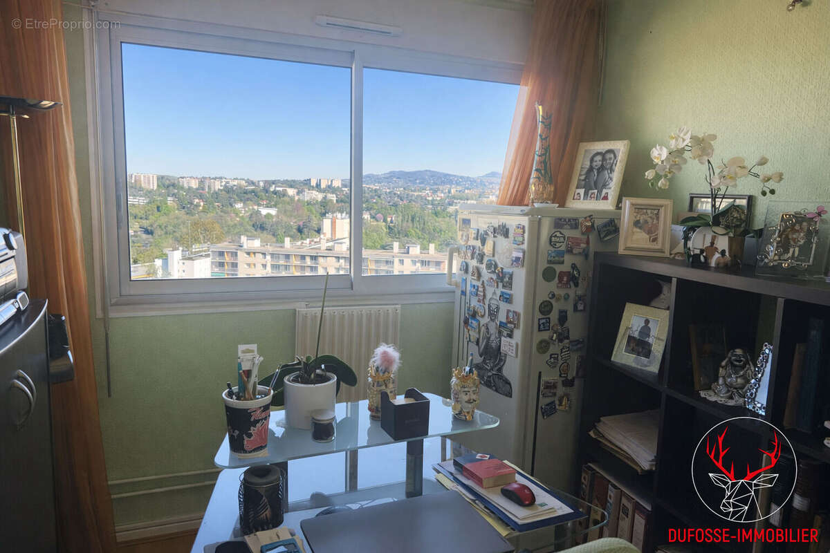 Appartement lumineux à vendre à Lyon - 4 pièces, 105 m² avec terrasse et vue dégagée - photo 9