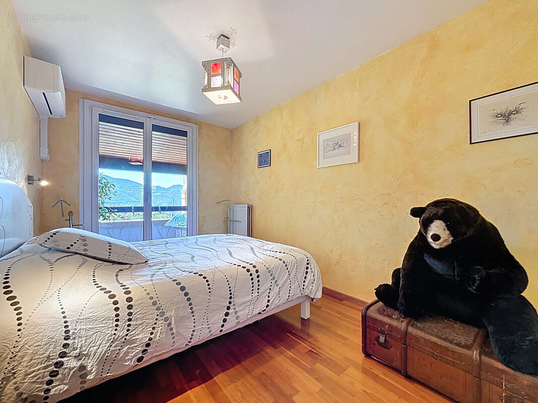 Appartement à MONTBONNOT-SAINT-MARTIN