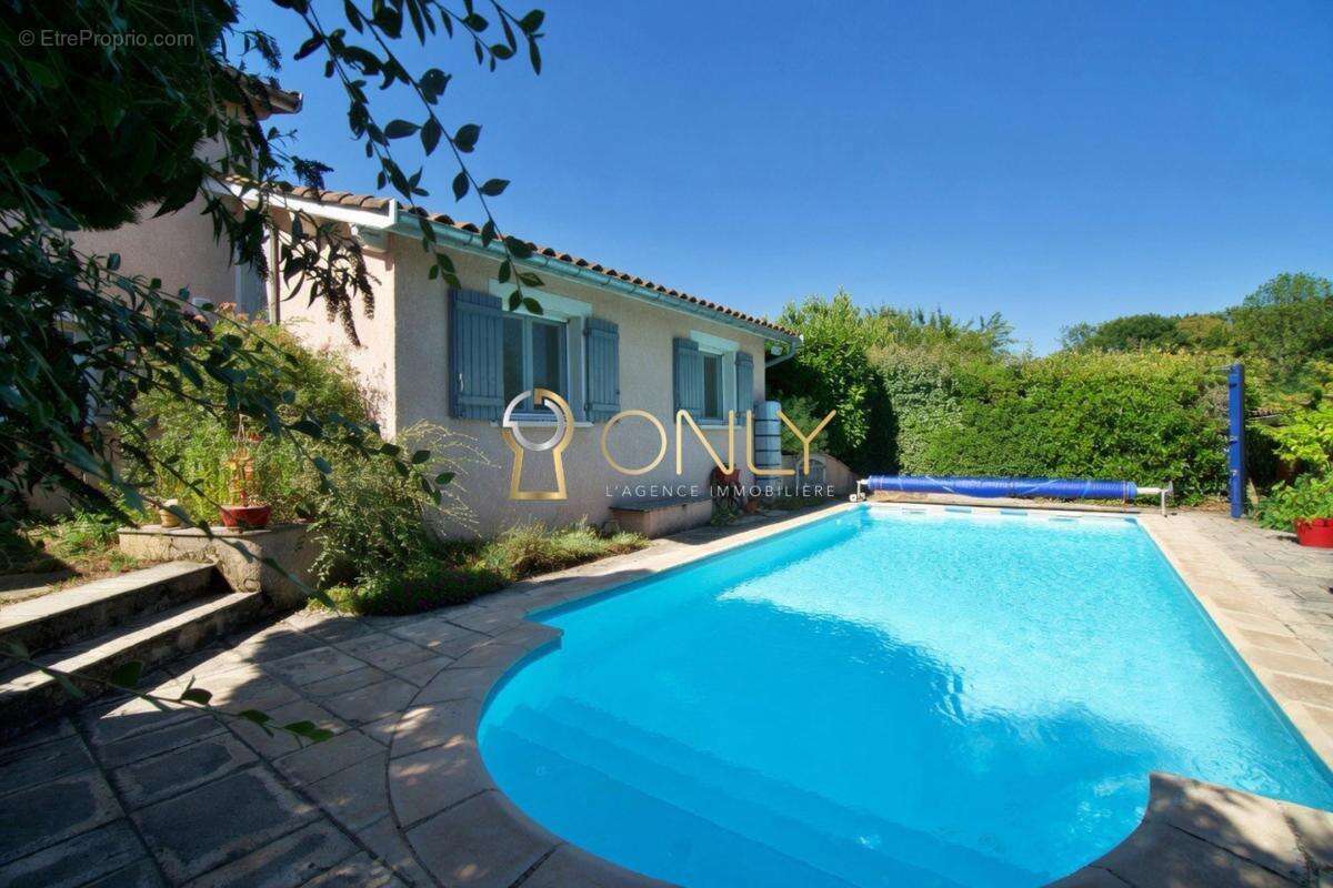 Savigneux - maison - 5 chambres - photo 4