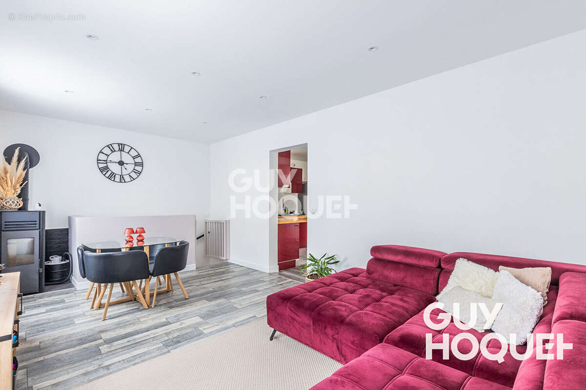 Maison à JUVISY-SUR-ORGE