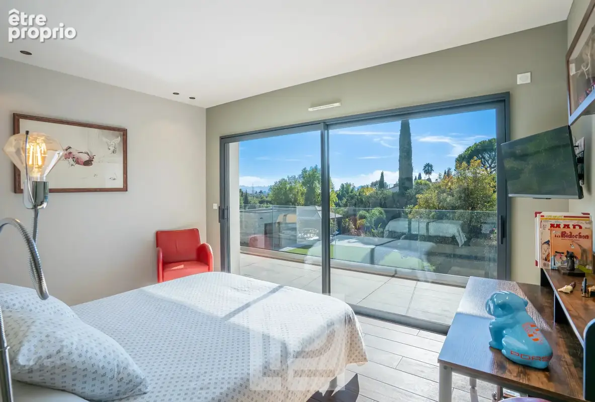 Superbe villa contemporaine au calme, avec vue dégagée sur les collines - photo 19