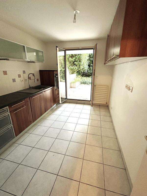 Appartement à TASSIN-LA-DEMI-LUNE