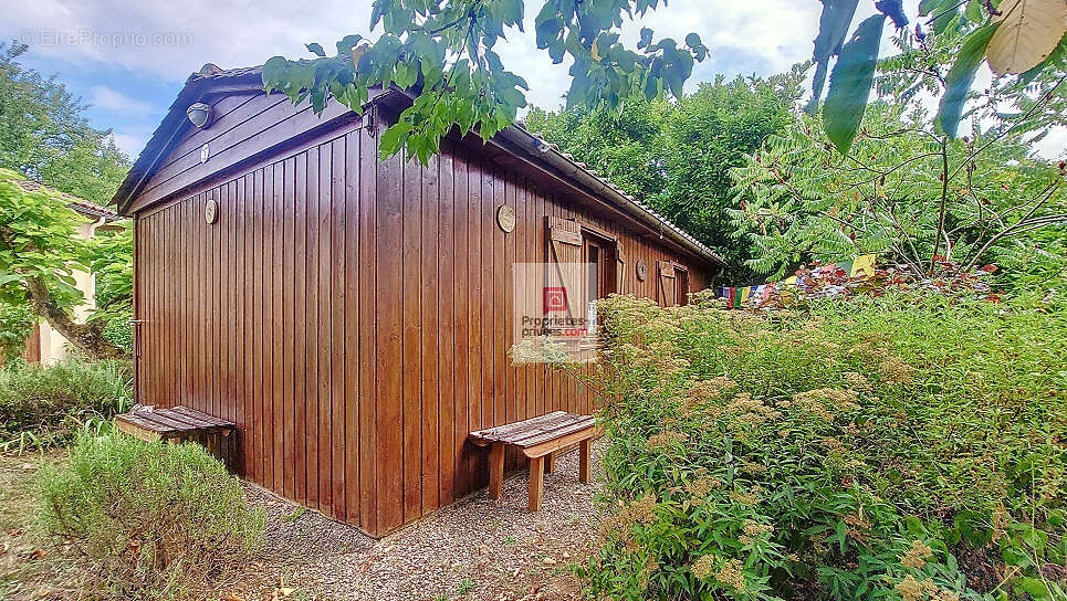 Maison à MONTIGNAC
