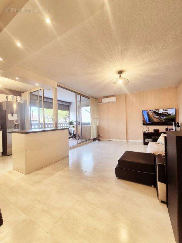 Appartement à PLAN-DE-CUQUES