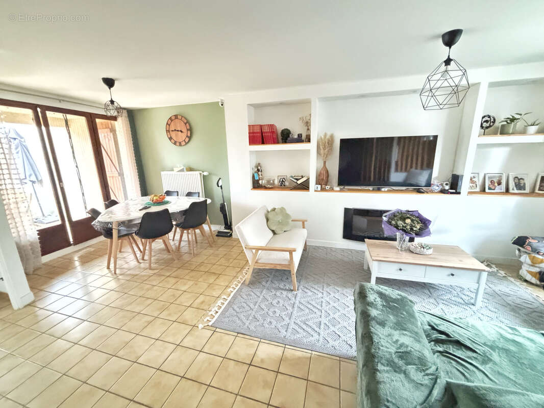 Maison à SAINT-FONS