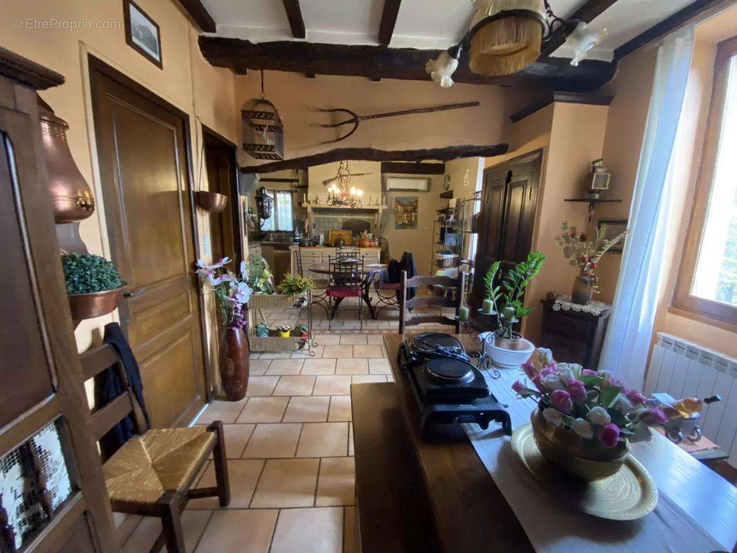 Maison à ROBIAC-ROCHESSADOULE