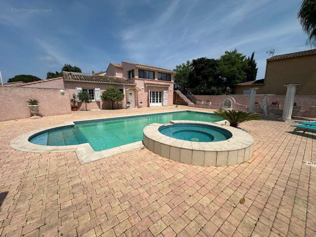 Maison à AGDE