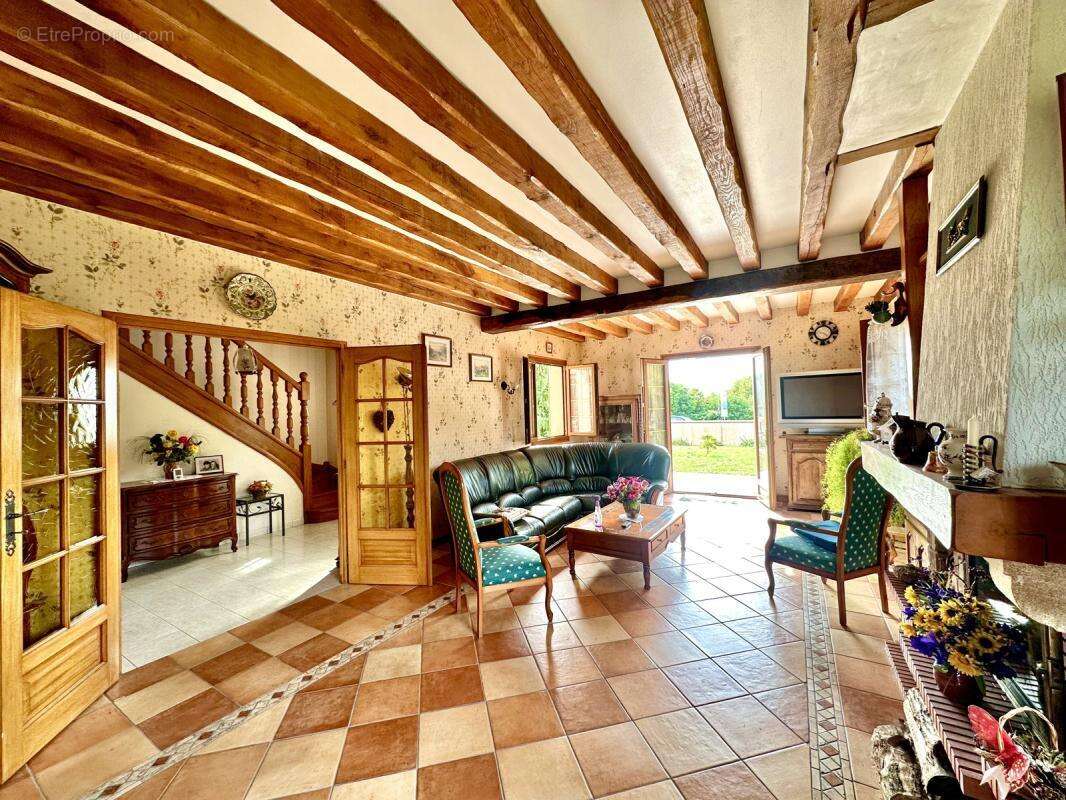 Maison à CHAINTREAUX