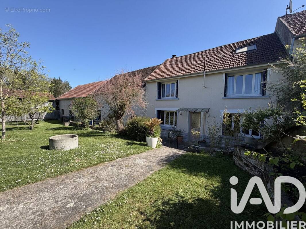 Photo 1 - Maison à CONDE-EN-BRIE