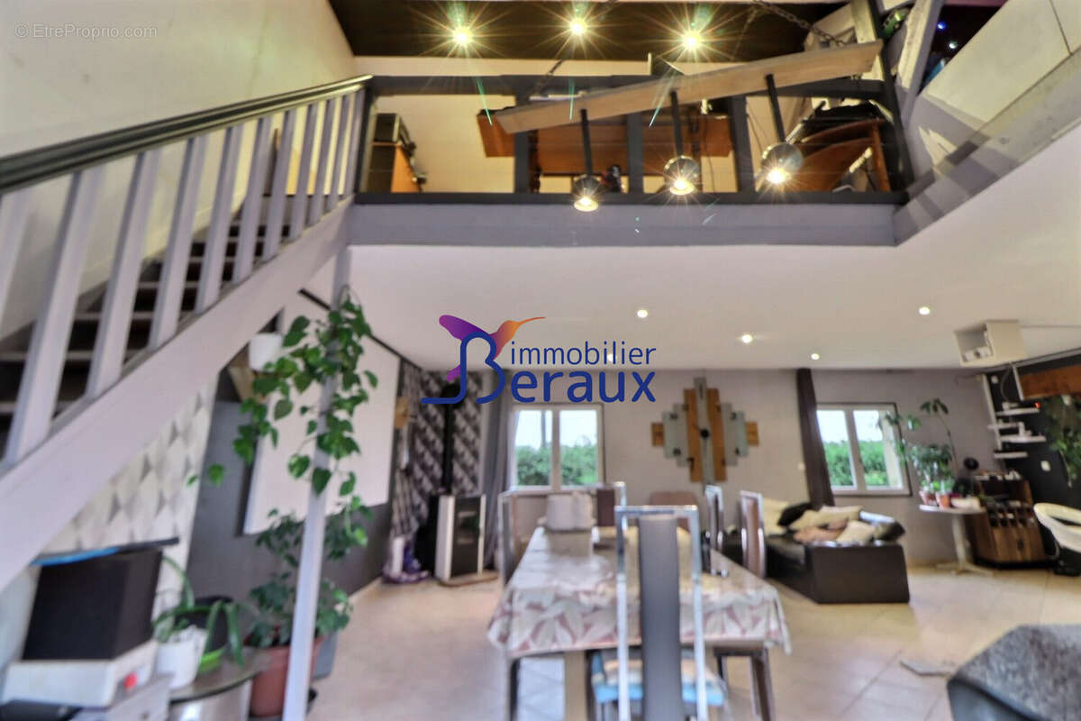 Maison à EPINAY-SUR-DUCLAIR