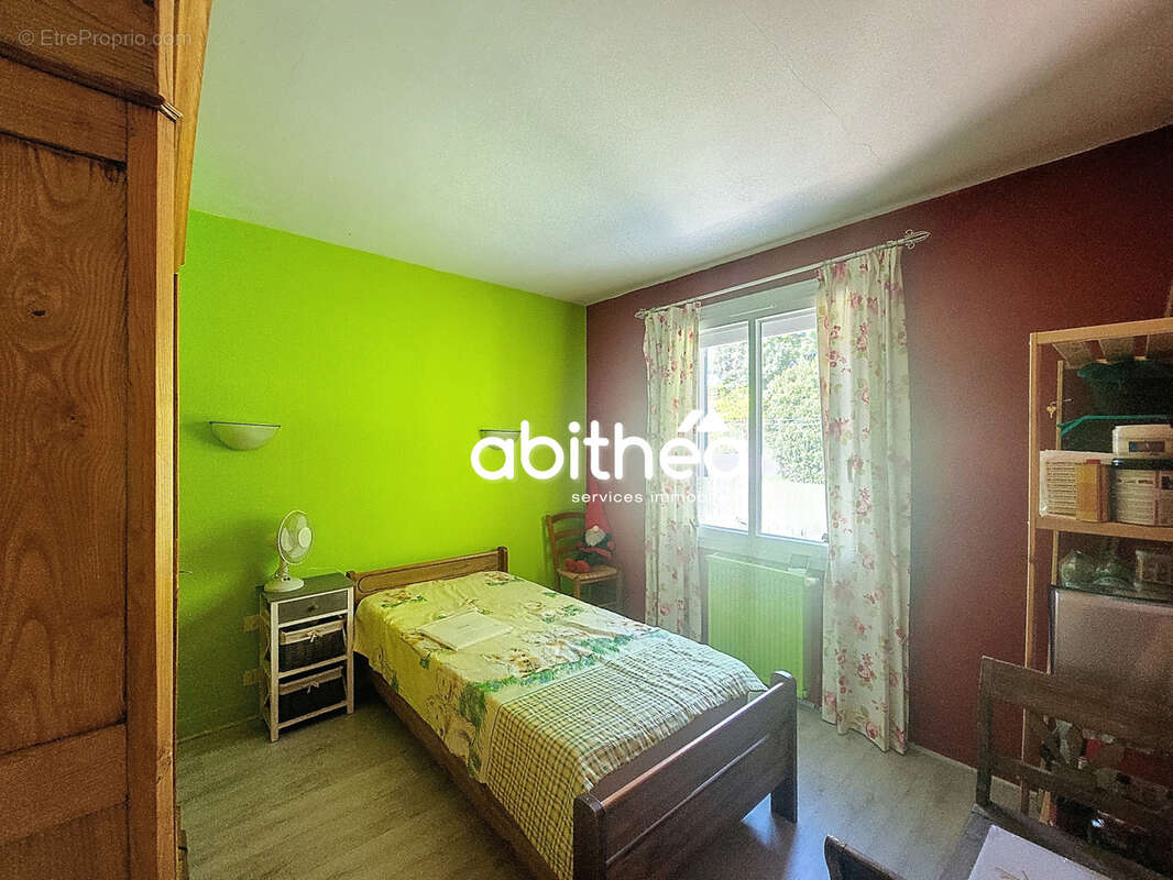 Maison à BOUTENAC-TOUVENT