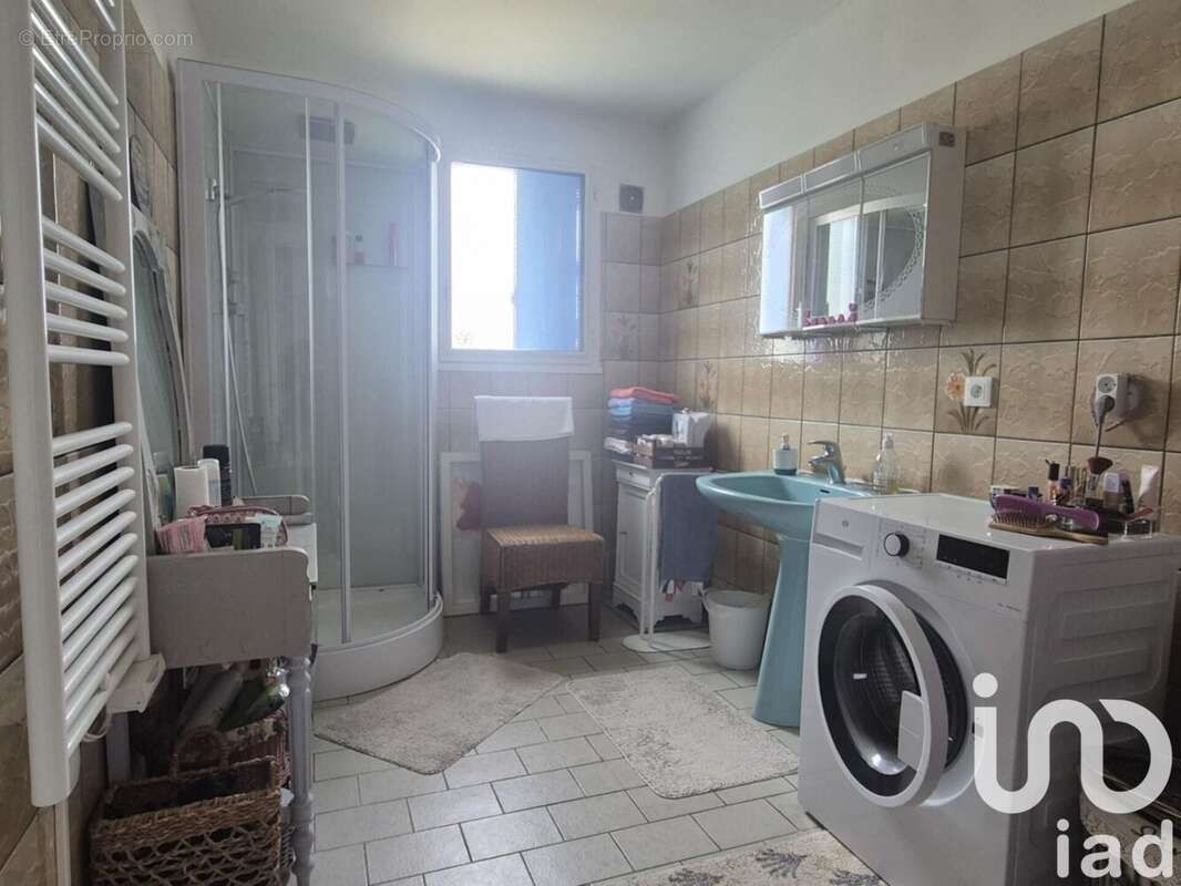 Maison 74 m² à Payroux  - photo 6