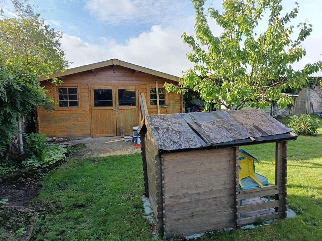 Maison à LE FAVRIL
