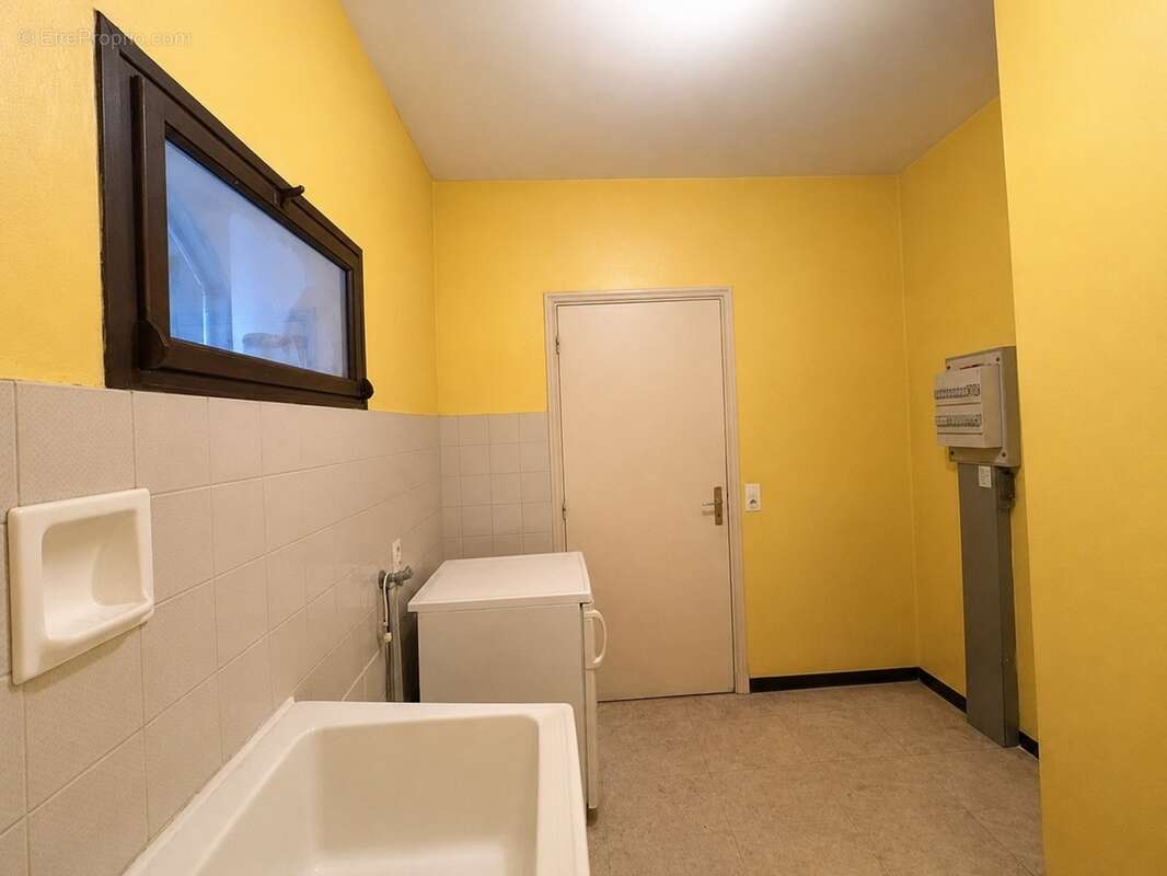 Maison à vendre 6 pièces SAUVIAN (34) - photo 6
