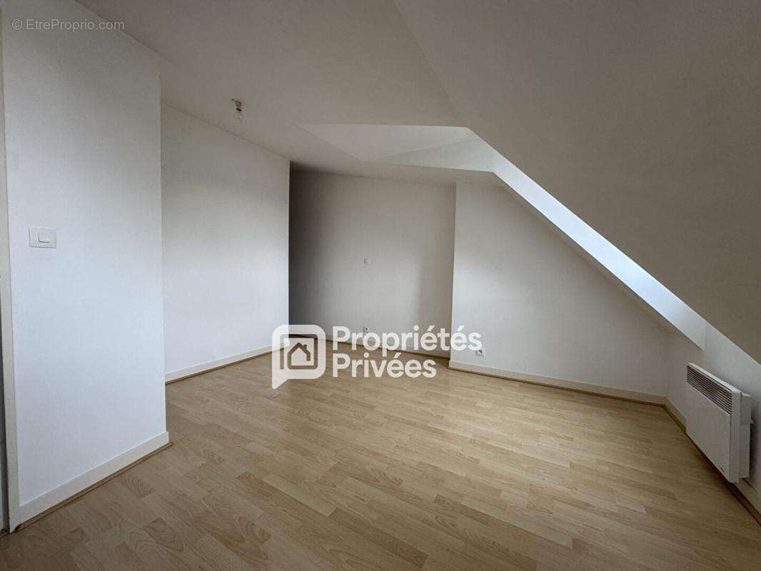 A VENDRE 37000 Appartement DUPLEX Tours centre 4 pièces 75 m2 - photo 8