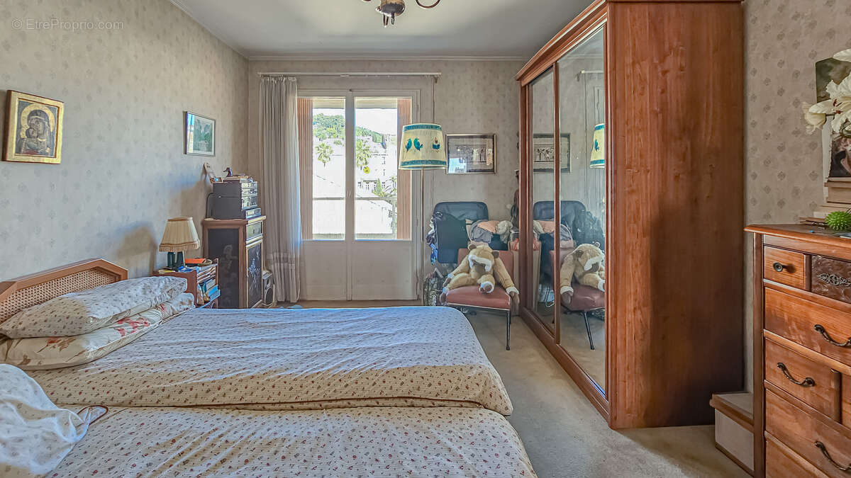 Appartement à HYERES