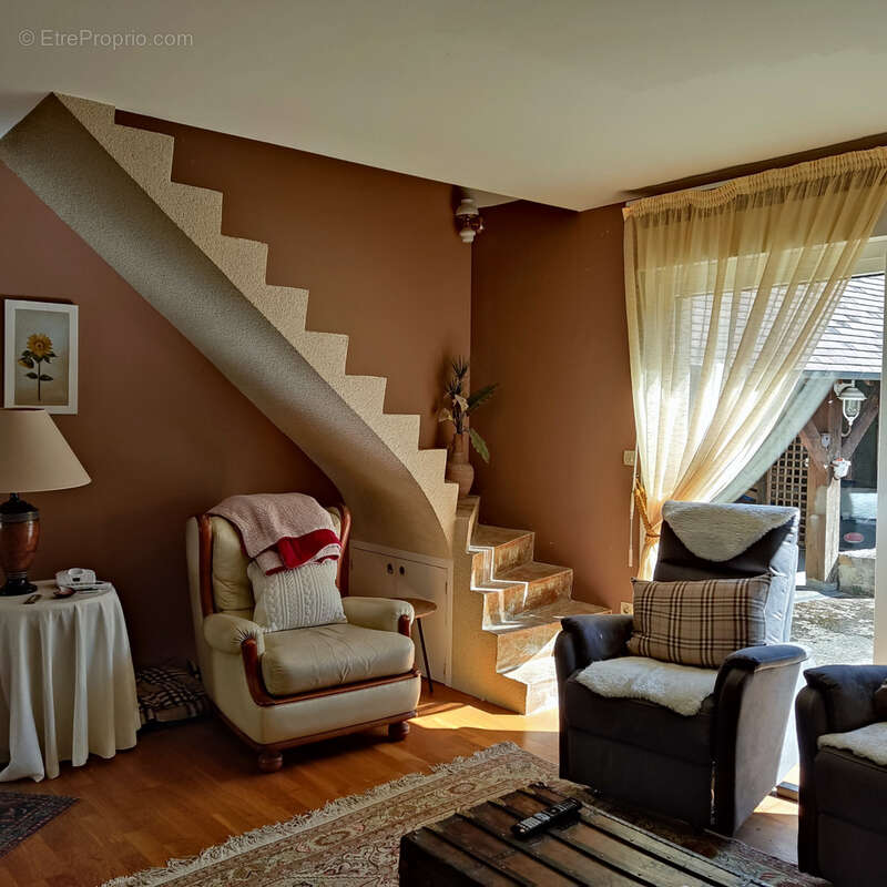 Maison à SACIERGES-SAINT-MARTIN