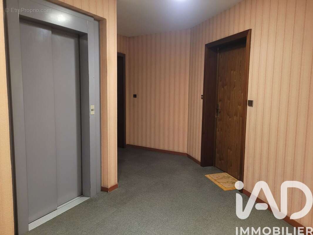 Photo 6 - Appartement à MONTCEAU-LES-MINES