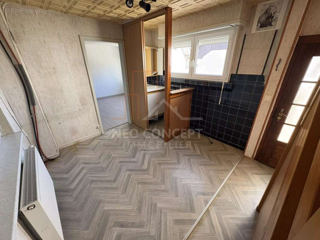 Maison individuelle de 216,55 m2 habitables sur 9,42 ares de terrain sis Kilstett. - photo 10