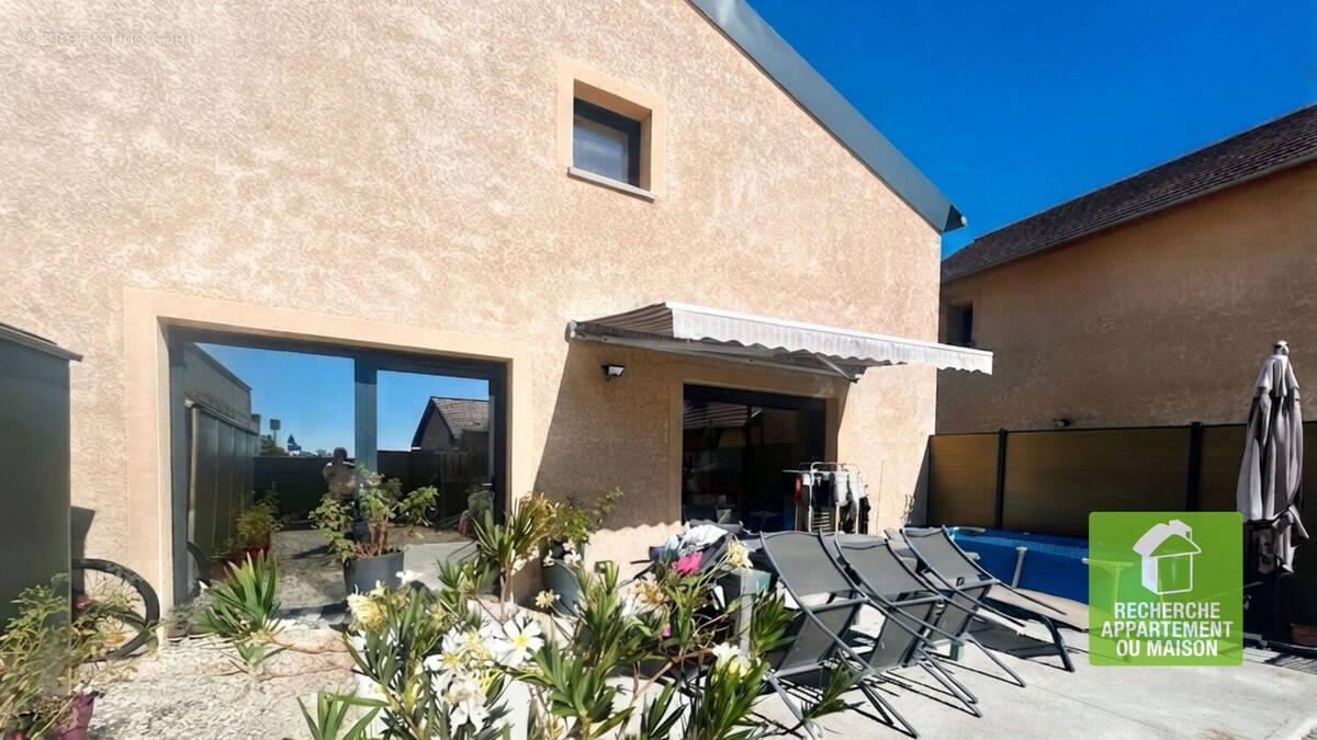 Maison à SOLEYMIEU