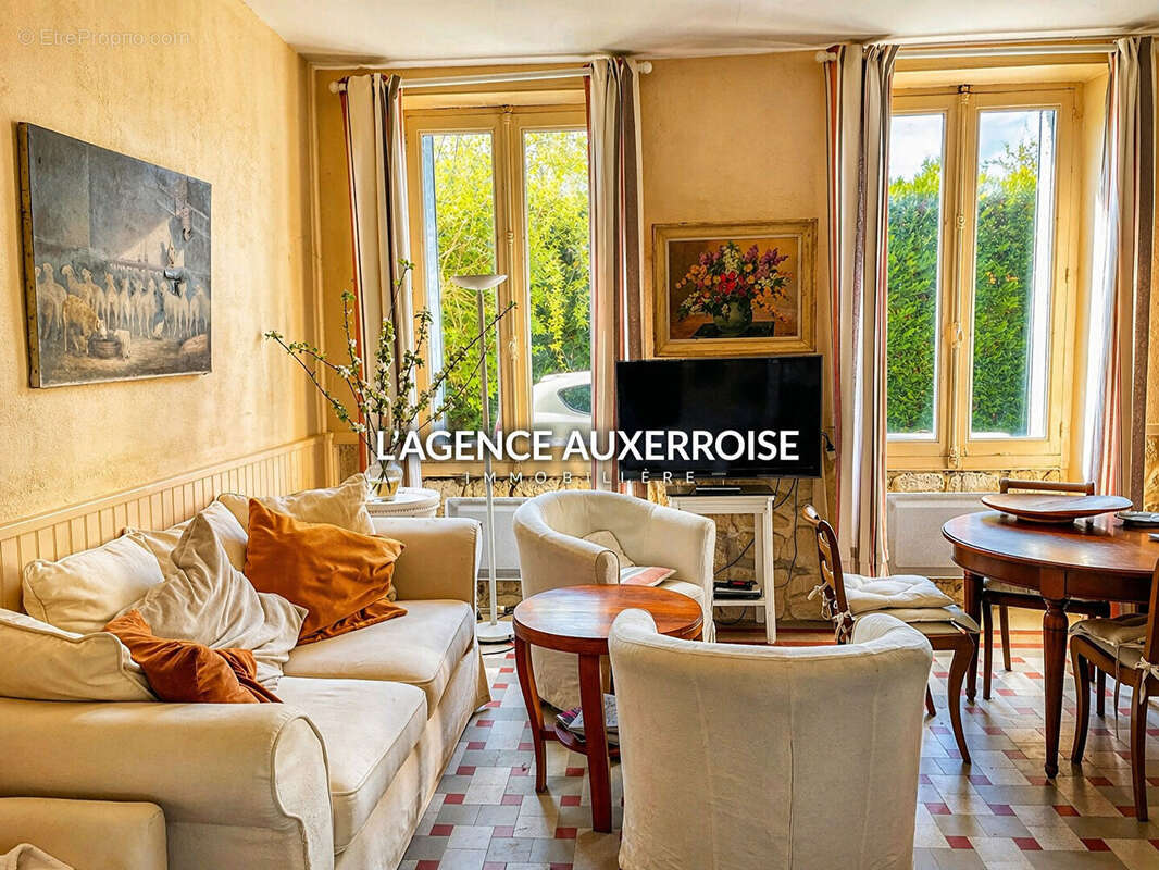 Maison Sementron proche Saint Sauveur en Puisaye et de Toucy - photo 2