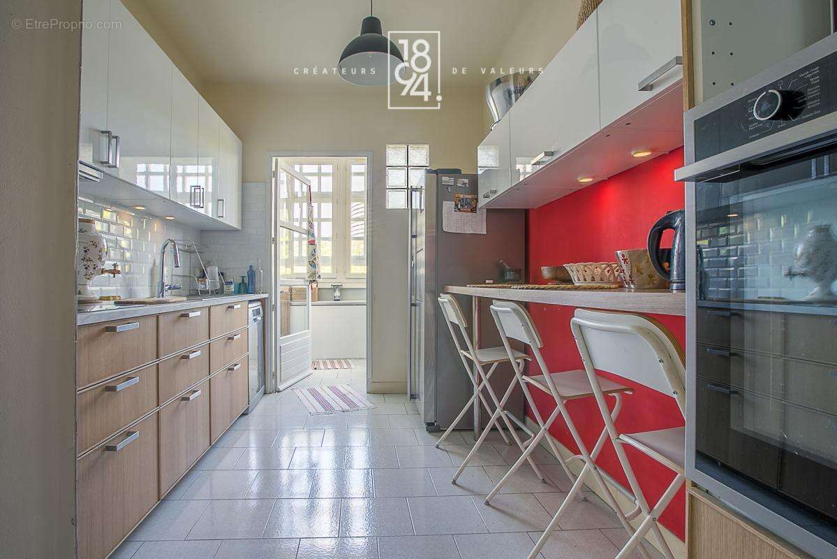 Appartement à MARSEILLE-8E