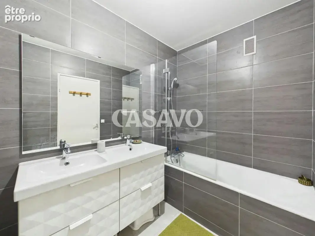 Vente Appartement 5 pièces de 92m² - 92380 Garches - photo 11