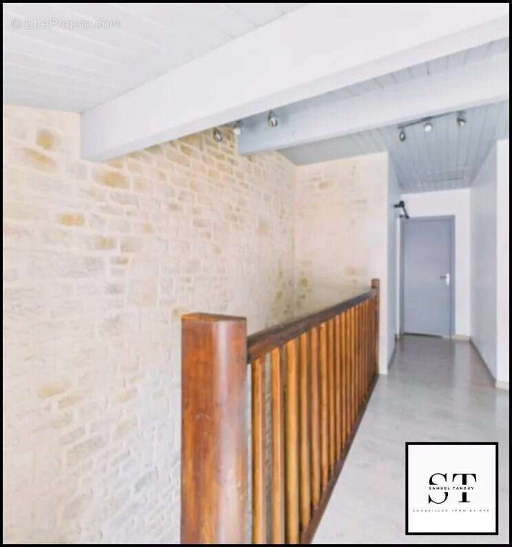 Appartement à FONTENAY-LE-COMTE