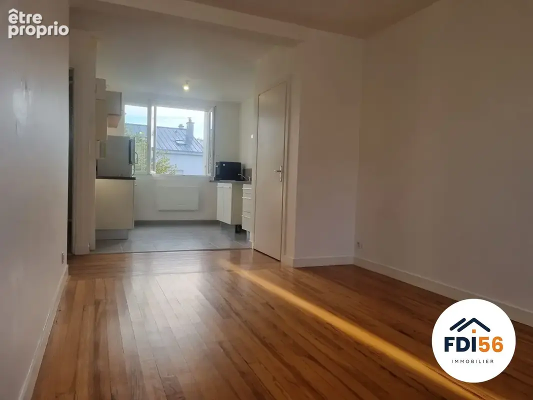 A vendre - nouvelle-ville - appartement 2 pieces 41 m2 - stationnement - photo 1