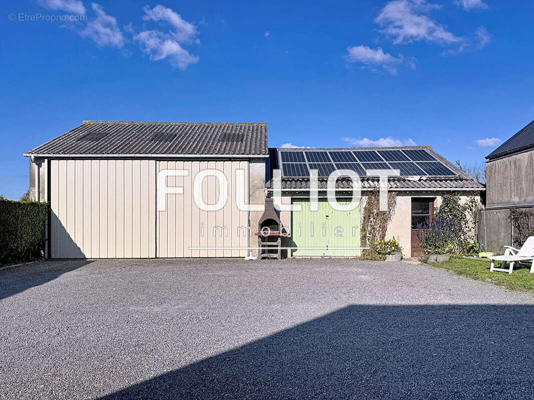 Maison à GOUVILLE-SUR-MER