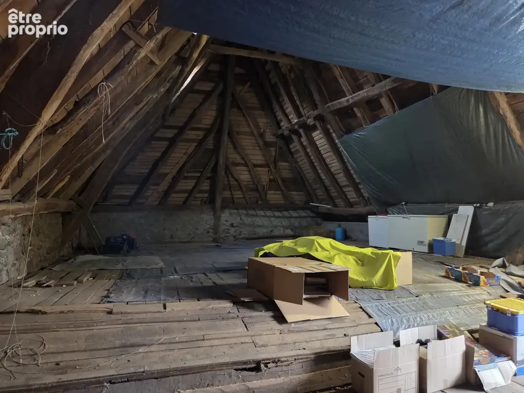 Maison 4 pièces, grange et dépendances - photo 8