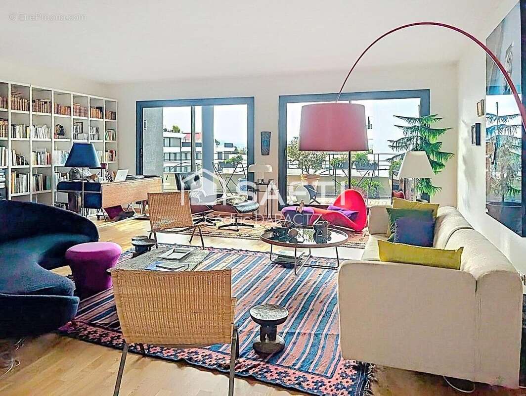 Photo 2 - Appartement à SAINT-GENIS-POUILLY