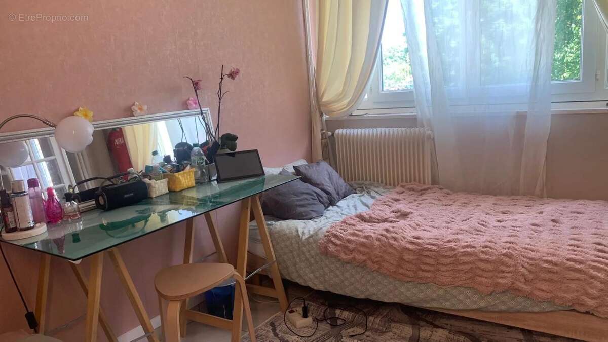 Appartement à ROMILLY-SUR-SEINE
