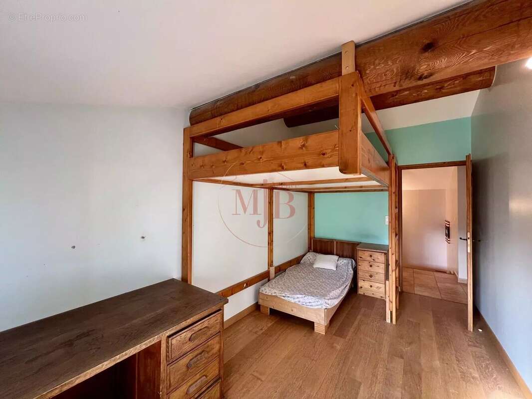 Appartement à EYRAGUES