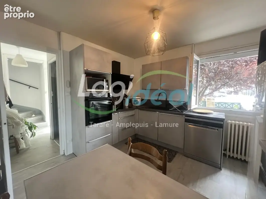 Maison 4 pièces 78 m² à vendre à Amplepuis (69550) - photo 6