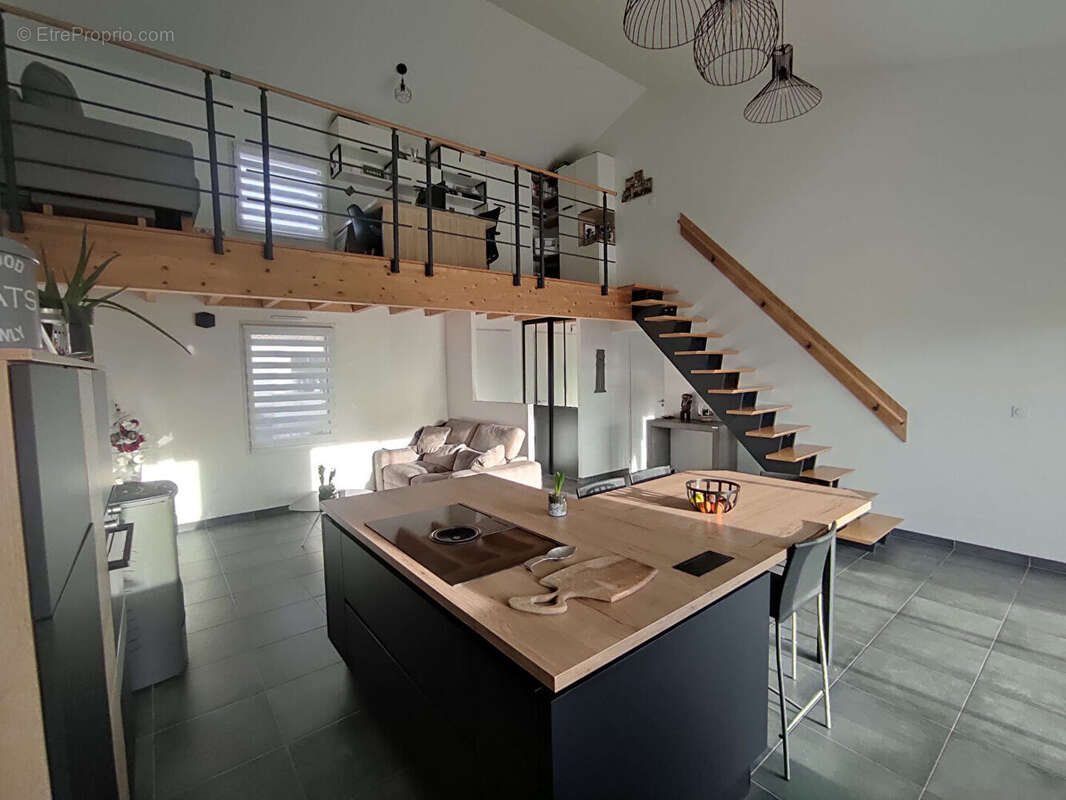 Maison à SAINTE-FLAIVE-DES-LOUPS