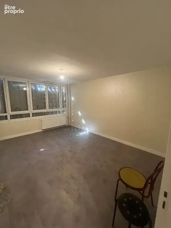 Appartement à AUBERVILLIERS