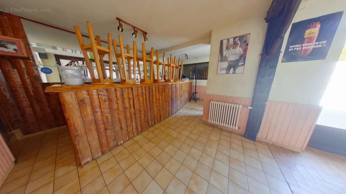 Maison à LADOYE-SUR-SEILLE