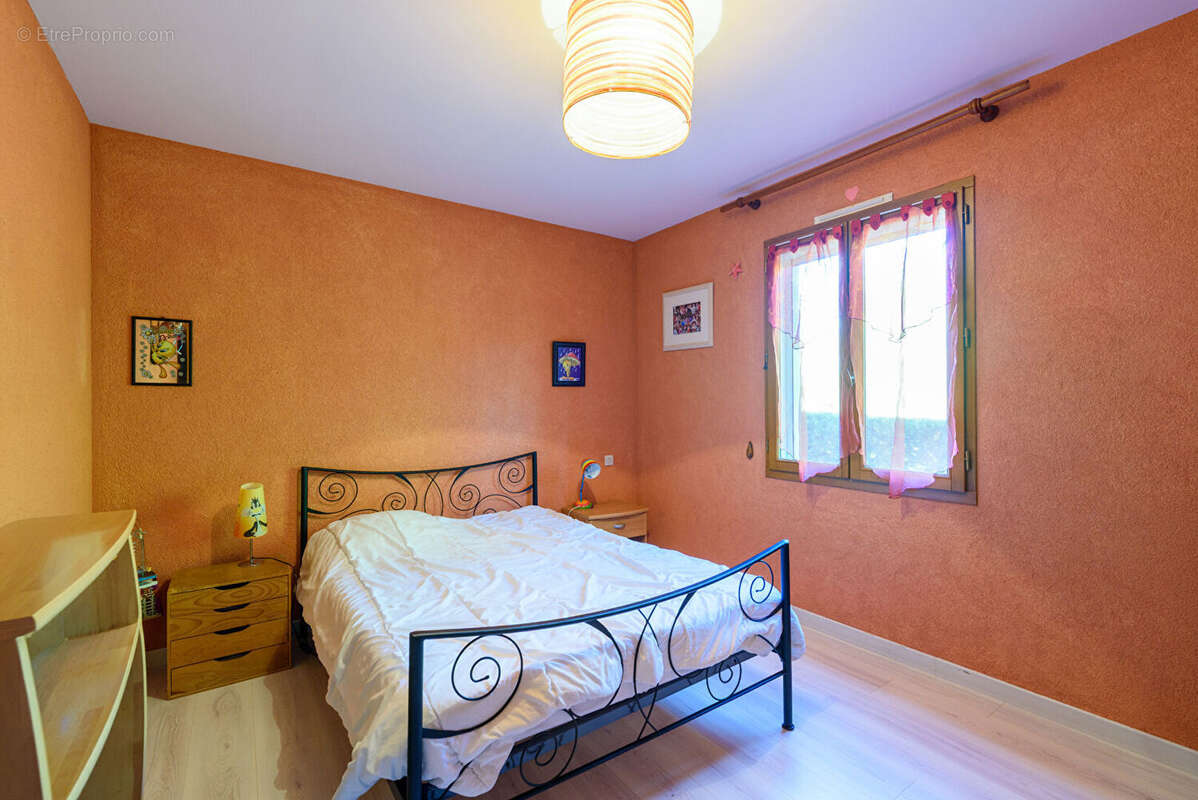 Maison à SARBAZAN