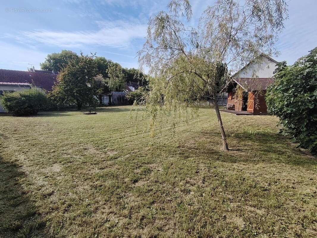 Photo 3 - Terrain à MERY-SUR-SEINE