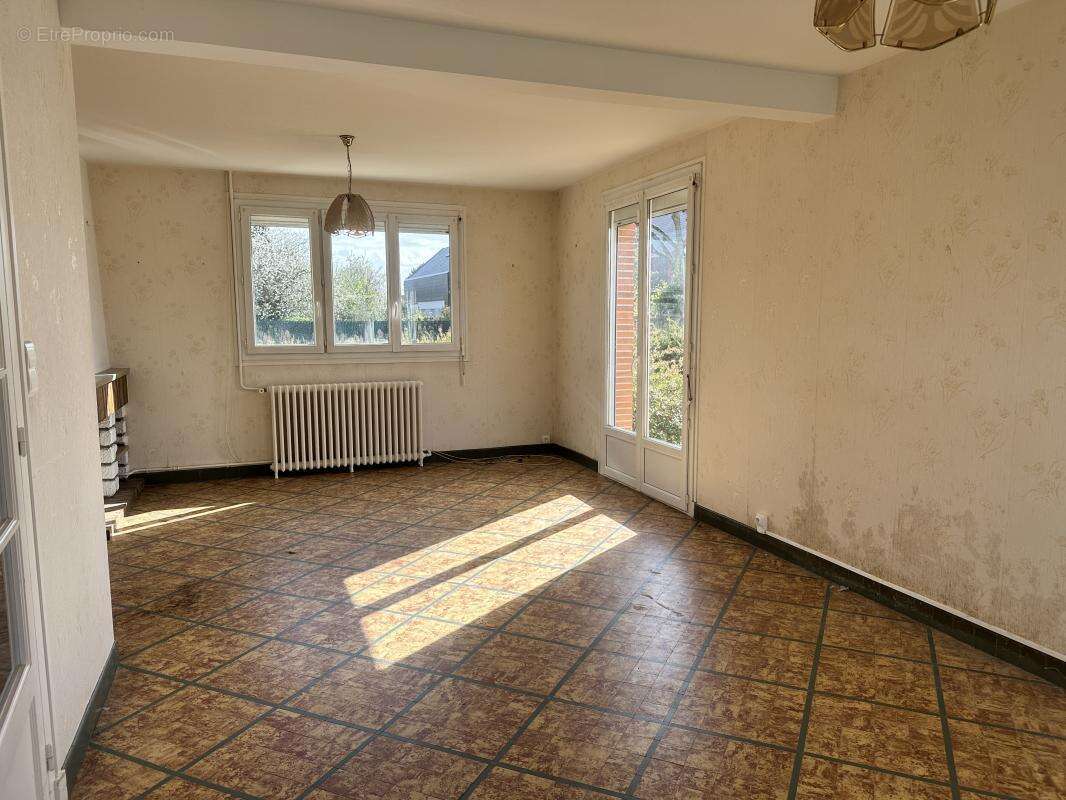 Maison à SAINT-DENIS-EN-VAL