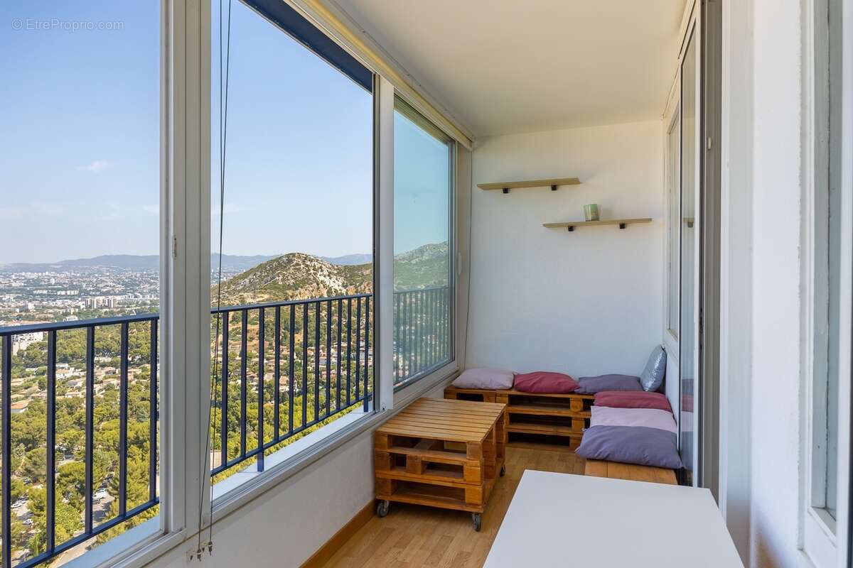 ***visite virtuelle disponible...super rouvière...marseille 9ᵉ...5 pièces de 96m²...vue mer & calanques...13eme etage...terrasse - photo 4
