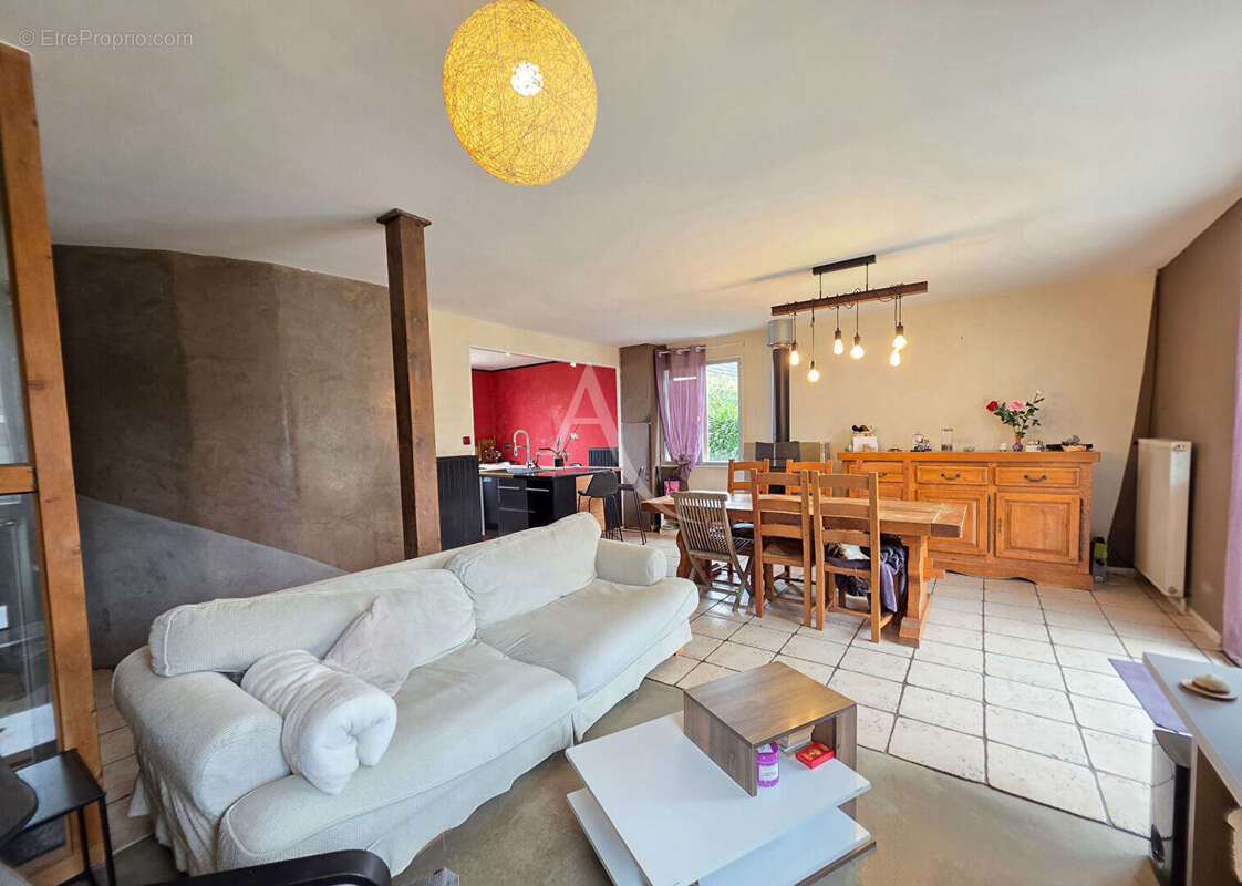 Maison à ARMENTIERES-EN-BRIE