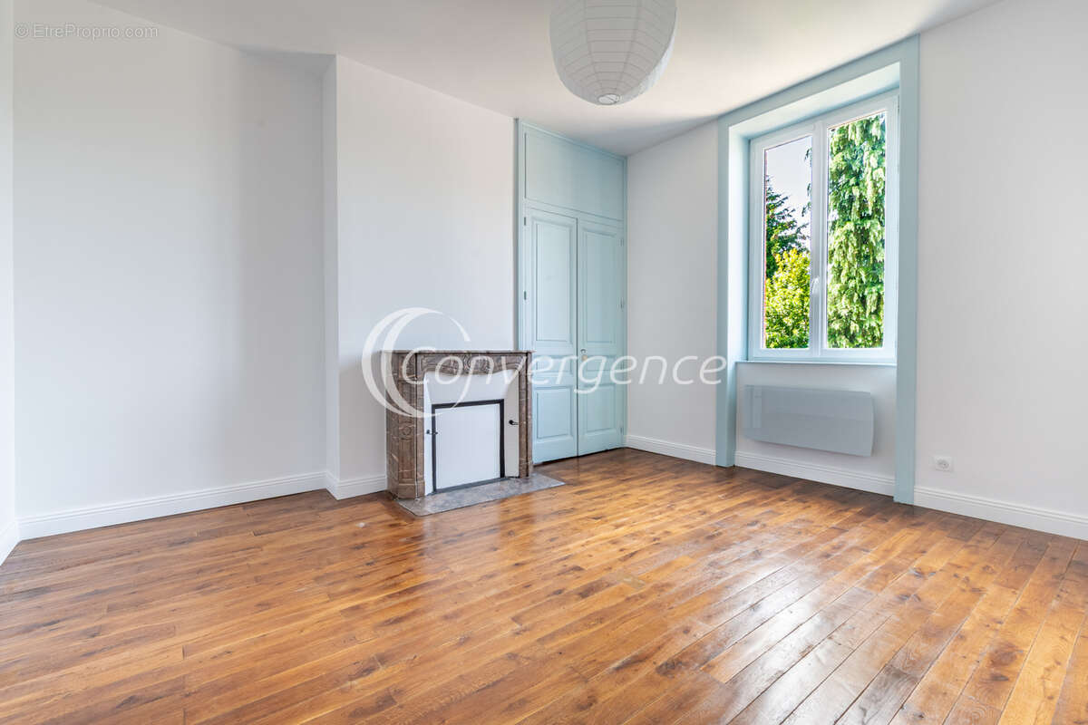 Maison de ville année 30, rénovée intégralement, 4 chambres avec jardin - photo 10