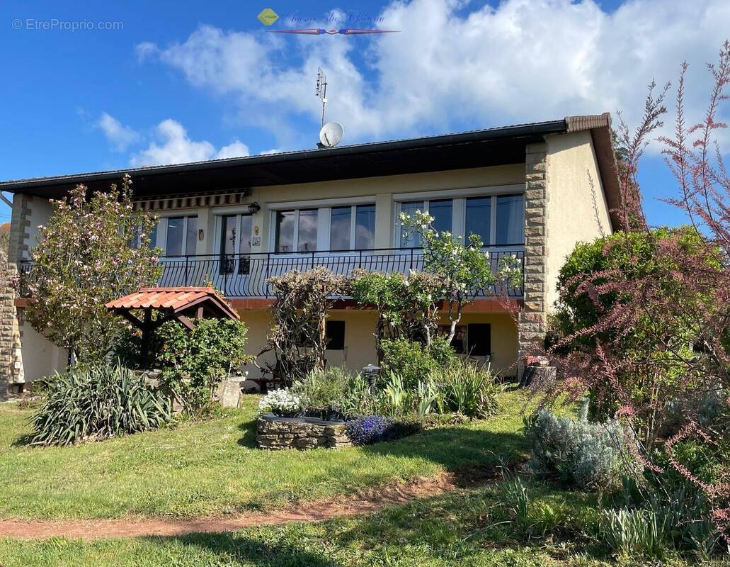 n°1 - Maison à LA CLAYETTE