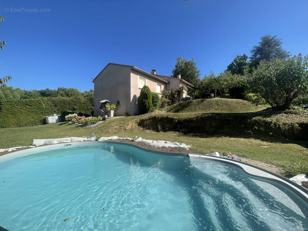 Maison à CHATILLON-SAINT-JEAN