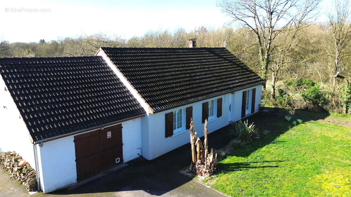 Maison à PARIGNY-LES-VAUX