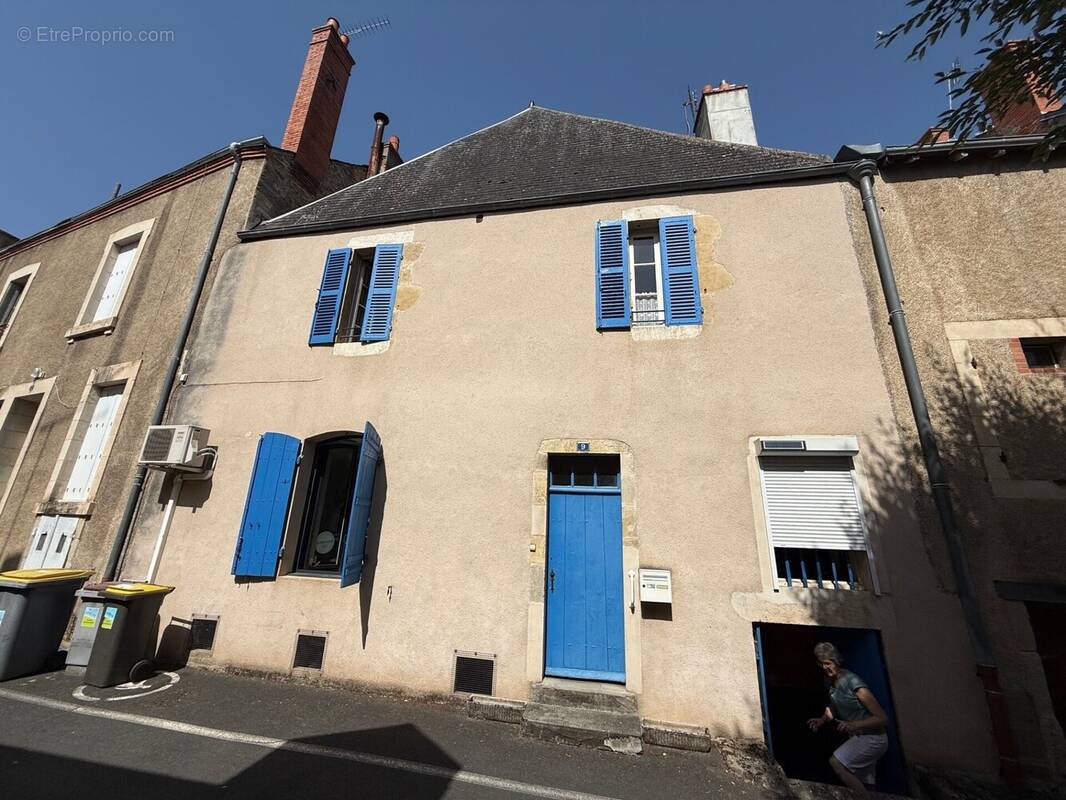 Maison à CHATEAUMEILLANT