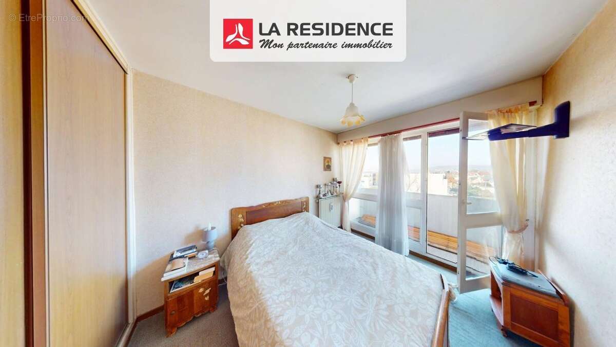 Appartement à LES MUREAUX