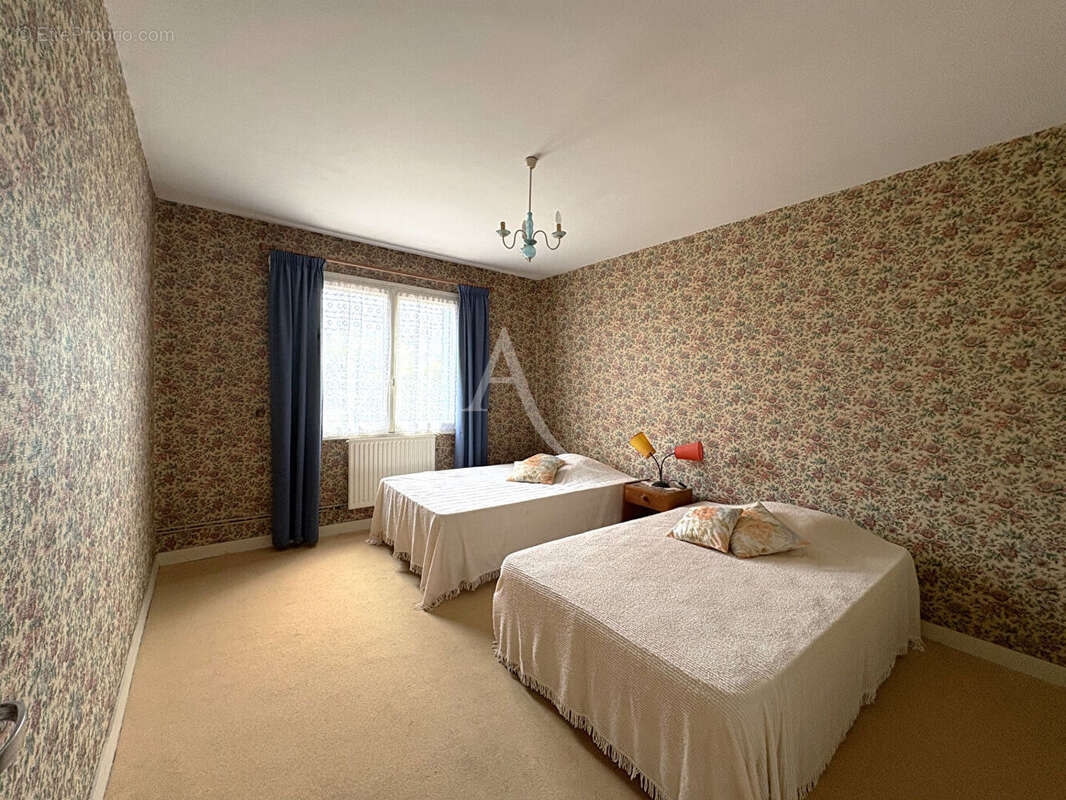 Maison 5 pièces - 3 chambres - LES VELLUIRE SUR VENDEE - photo 5